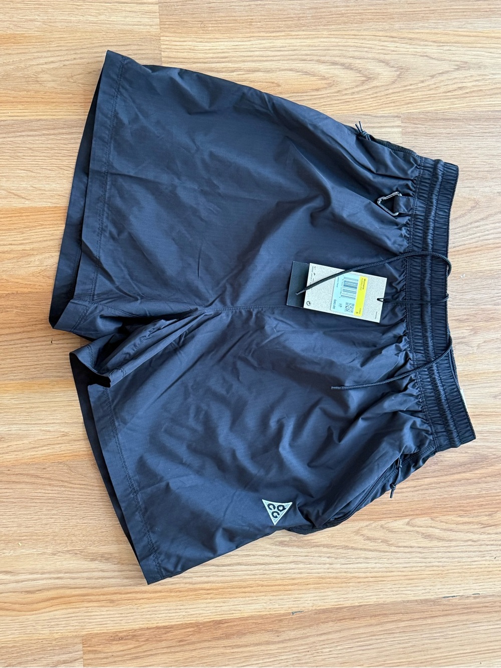 Nike ACG repel mid rise rip stop shorts